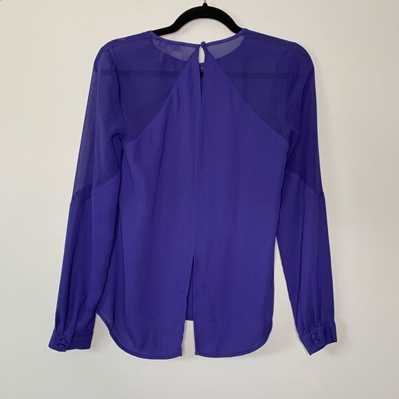 1. State blouse  - Picture 2 of 3